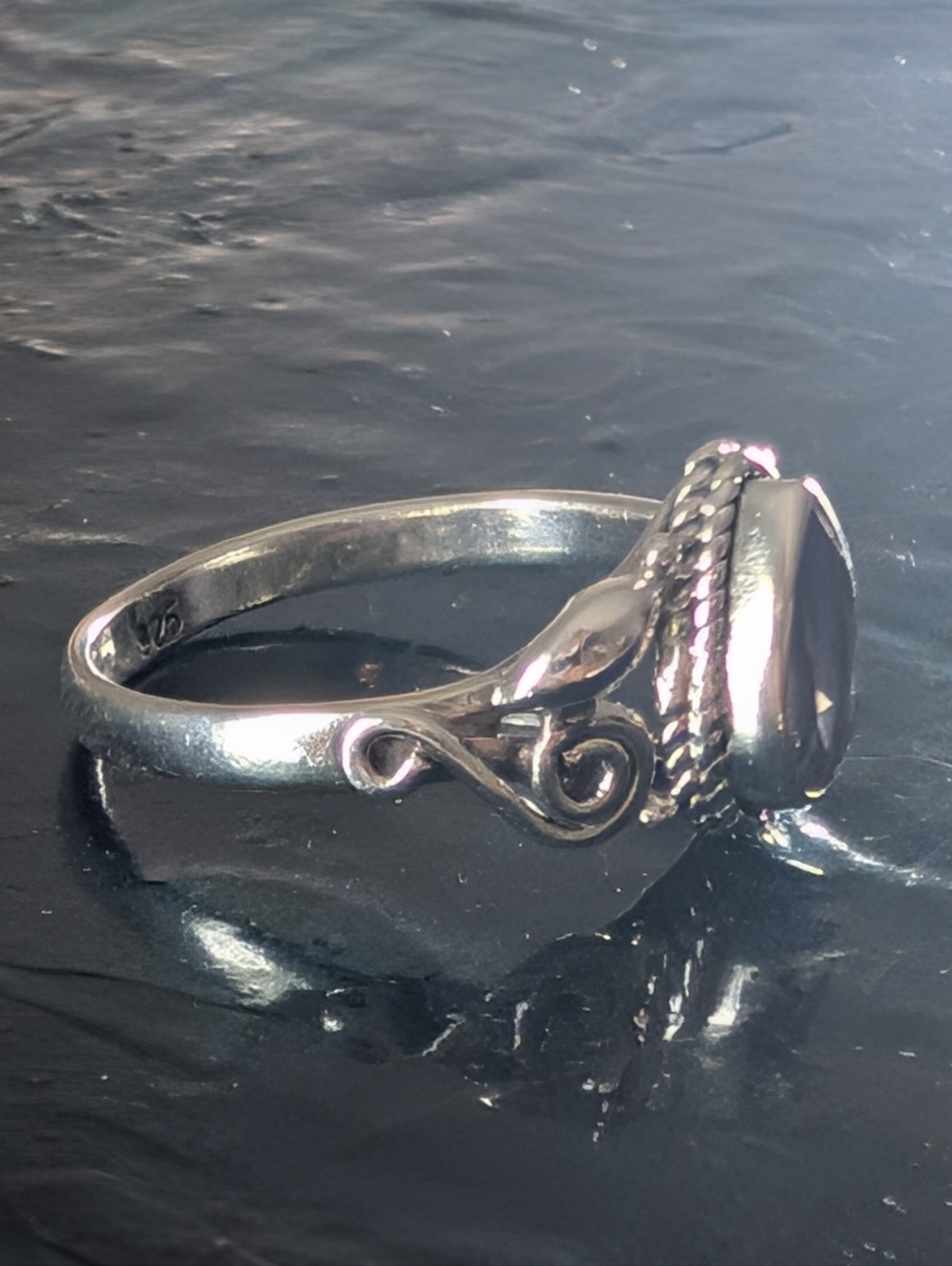 🆕 Sterling Silver Ring with Purple Amethyst Teardrop Gemstone Size 7 - Picture 3 of 8